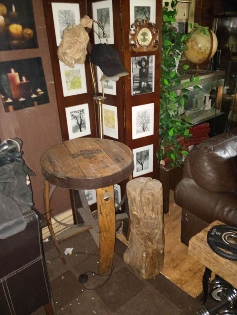 Original JACK DANIELS wooden barrel/bar table