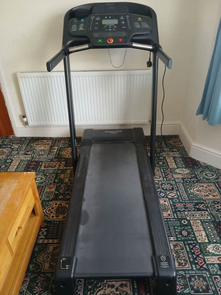 Domyos t5400 treadmill. 