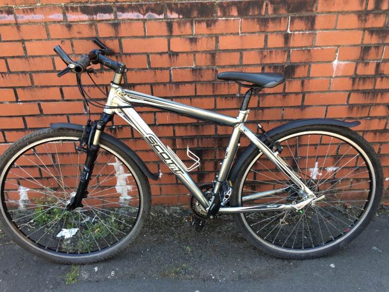 Scott Sportster P3 hybrid bike mint condition