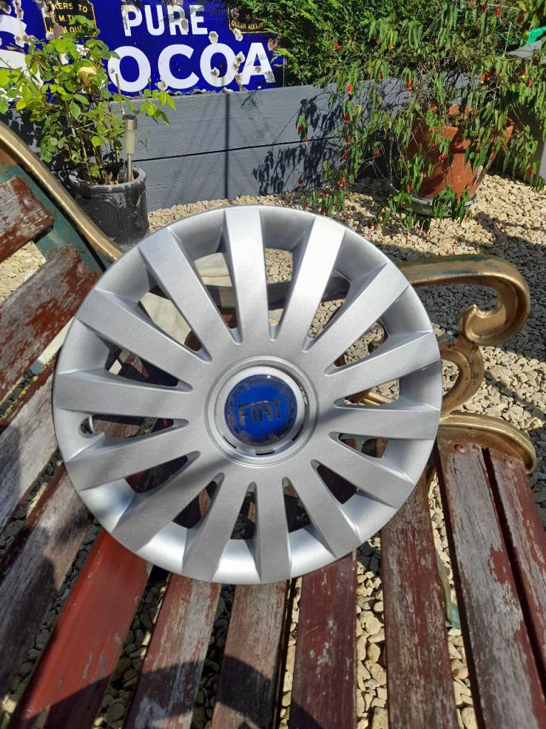 FIAT WHEEL TRIM 13".