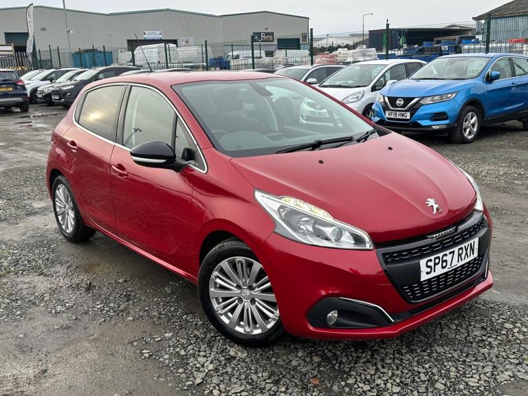 PEUGEOT 208 1.2 PureTech Allure 2017