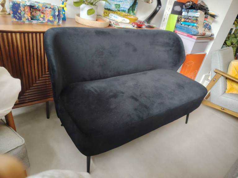 Made dot com black 2 seater topeka sofa. In near new condition £120