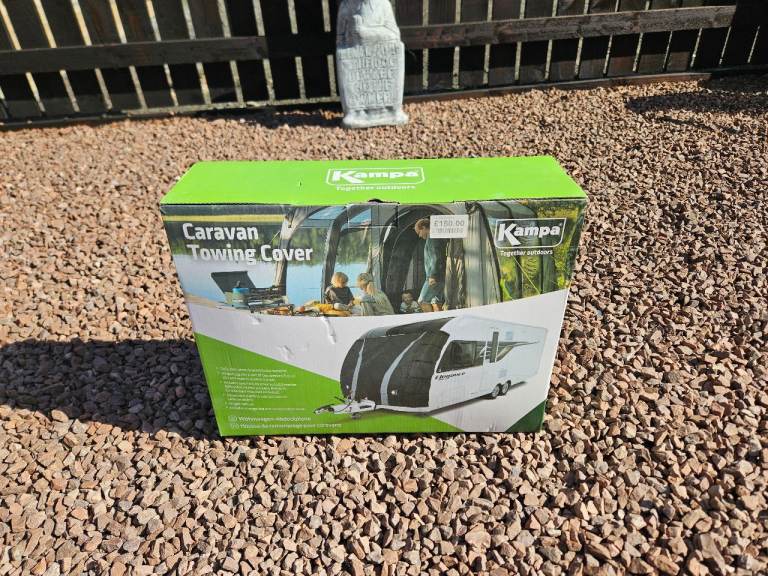 Universal caravan tow cover