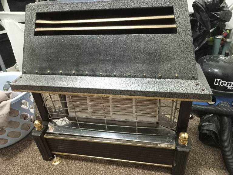 Portable Gas Heater – Grey and Black, Good Condition