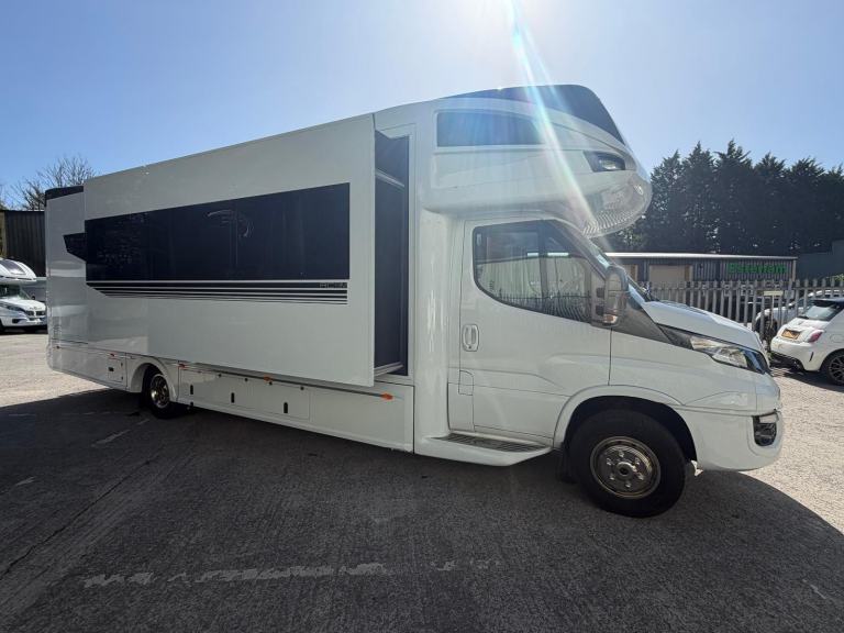 RC Motorhomes RC9M Motorhome Camper RV