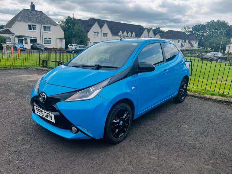 Toyota, AYGO, Hatchback, 2016, Manual, 998 (cc), 5 doors