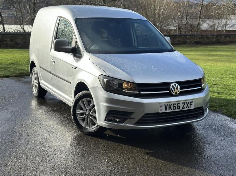 VOLKSWAGEN CADDY 1.6 TDI C20 CR Highline 2016