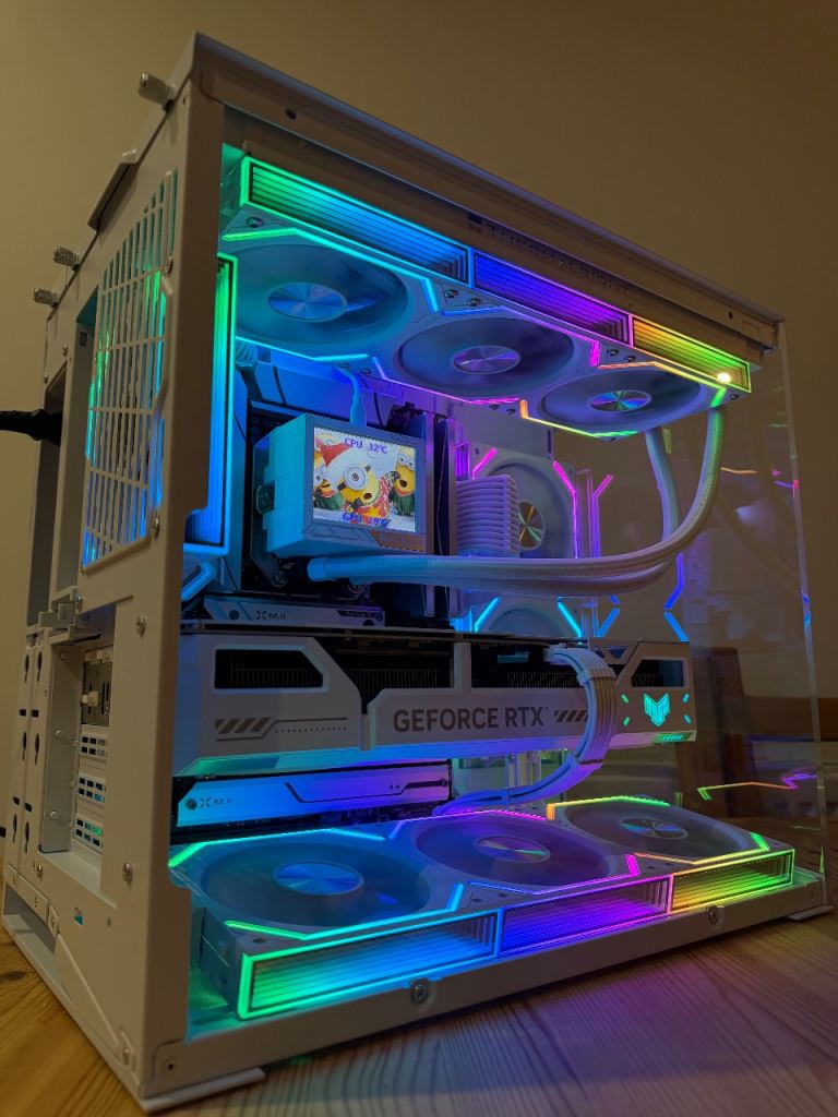 Gaming PC - Ryzen 7 9800X3D, 16GB RTX 5070 Ti, 32GB DDR5, 2TB NVME SSD, RGB