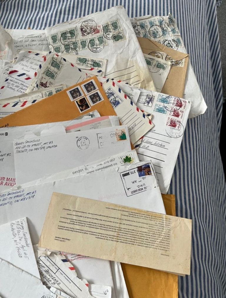 stamps/post marks on envelopes Russia, USA & Canada