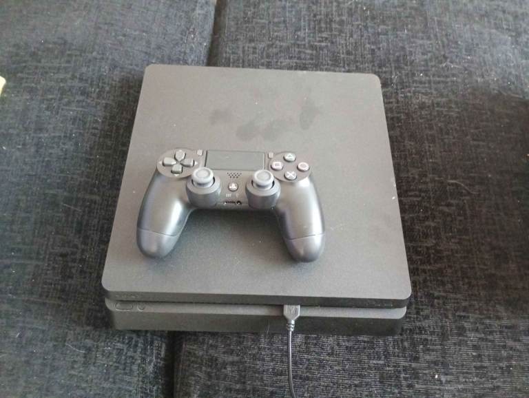 Playstation 4 slim 1tb
