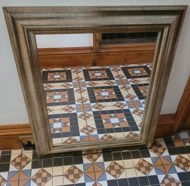 Antique Style Distressed Gold Finish Wall Mirror Wooden Bevel Edge Framed 64x53cm