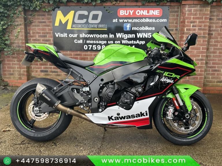 Kawasaki Ninja ZX-10R 22reg 7815miles FSH Immaculate Dripping with extras