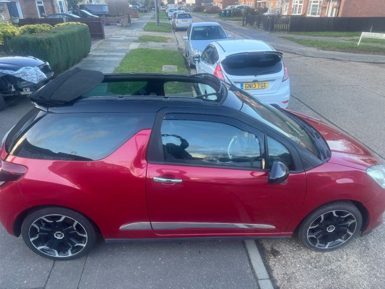Citroen, DS3, Convertible, 2013, Manual, 1598 (cc), 3 doors