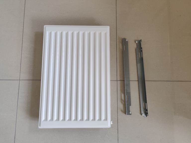 Radiator 600mm H x 400mm W