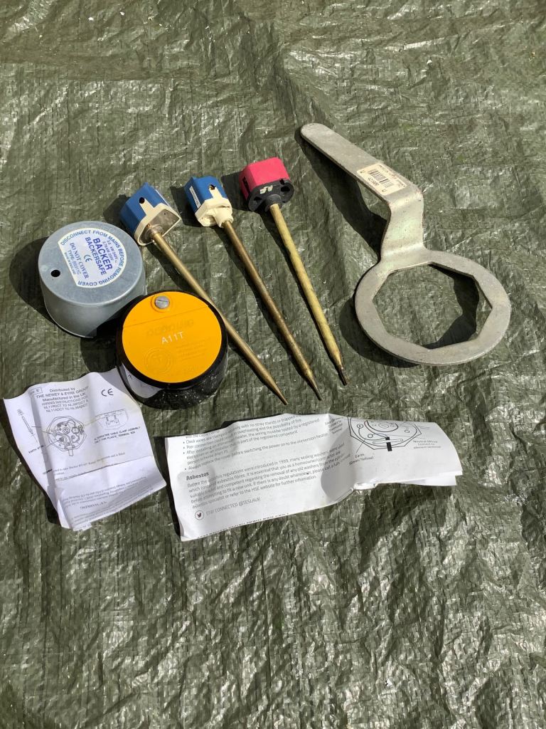 Immersion Heater spanner and 3 working thermostats 