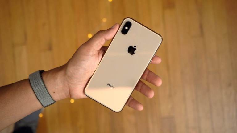 Unlocked Like New Used Apple Iphone Xs Max One Year Warranty  