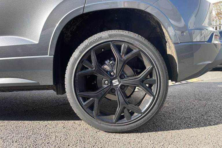 2025 SEAT Ateca 1.5 TSI EVO FR Black Edition 5dr DSG SUV Petrol Automatic