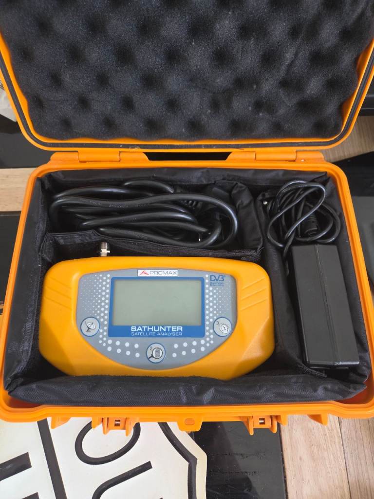 Sat hunter pro max DV3 satellite analyser