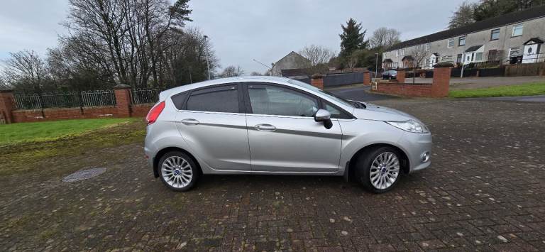 Ford, FIESTA, Hatchback, 2011, Manual, 1388 (cc), 5 doors