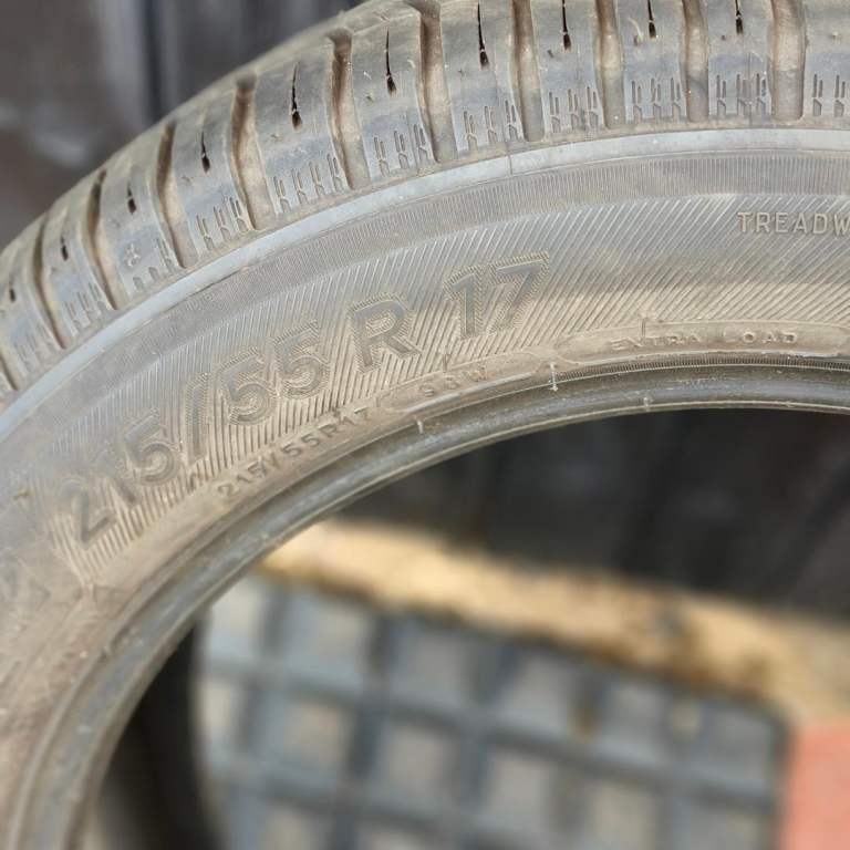 Michelin CrossClimate 215/55/R17  ( Puncture) FREE