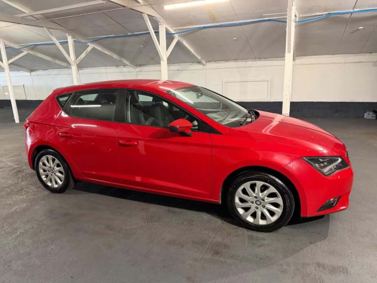  SEAT Leon 1.6 TDI CR SE Euro 5 (s/s) 5dr Diesel