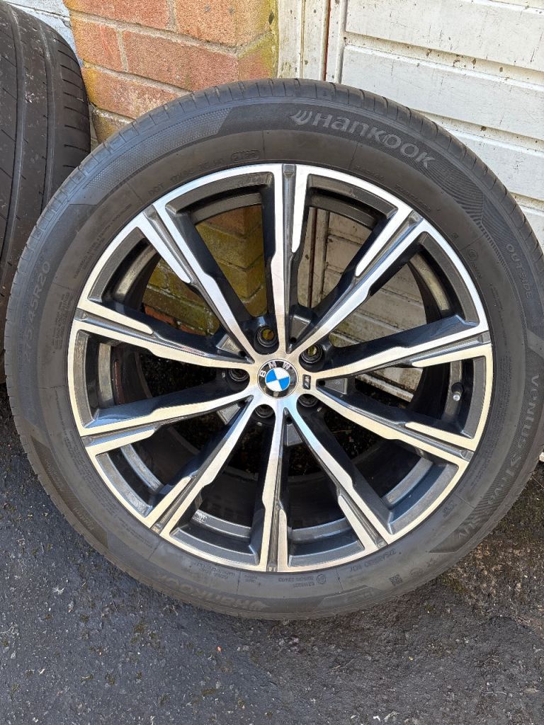 BMW X5 20” alloy wheels 