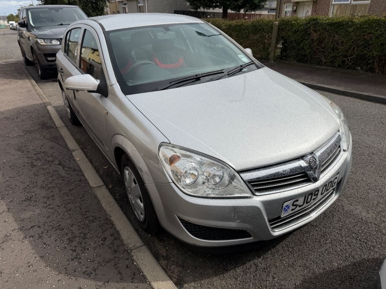 Vauxhall, ASTRA, Hatchback, 2009, Manual, 1598 (cc), 5 doors