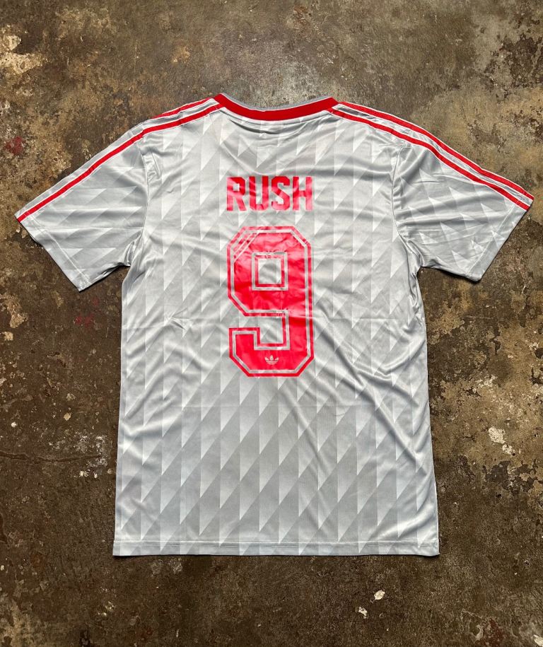Liverpool 1989/91 Away Shirt Ian Rush #9 – Adult Small – New Retro Football Jersey