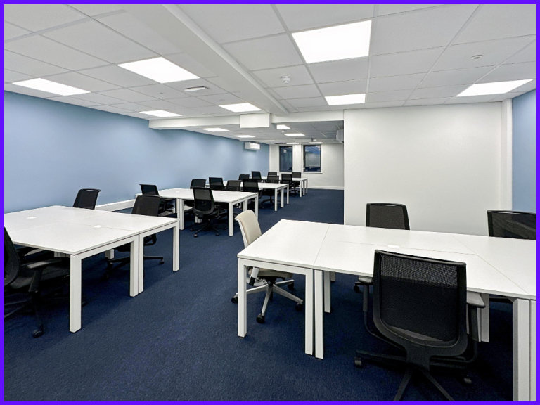 London - SW15 2DZ, Open plan office space for 15 people in London, 123 Disraeli Road