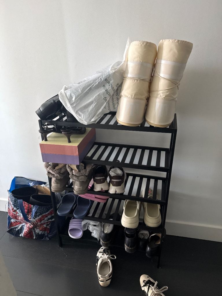 5 layer black wooden shoe rack