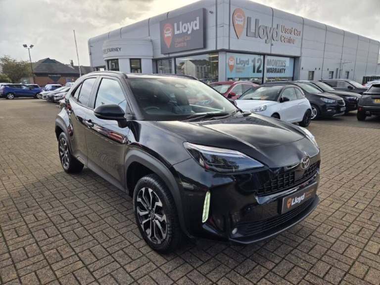 TOYOTA YARIS CROSS 1.5 Hybrid Design 5dr CVT