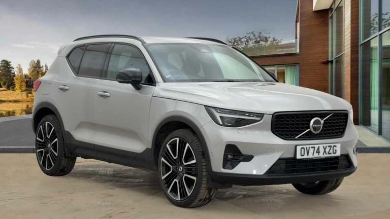 2024 Volvo XC40 2.0 B3P Ultra Dark 5dr Auto ESTATE PETROL Automatic