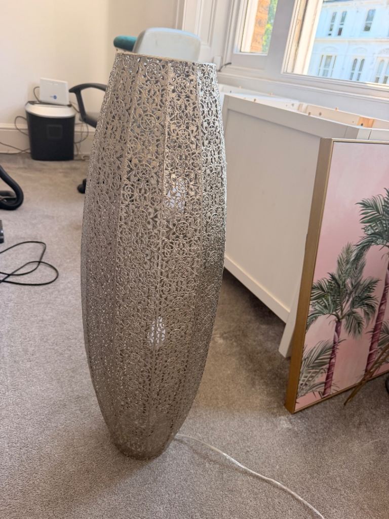 Gold Decorative Floor Lamp – Good Condition