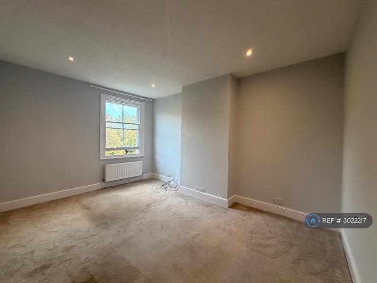 2 bedroom flat in Selborne Road, Hove, BN3 (2 bed) (#3022217)