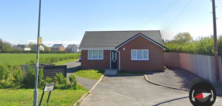 2 bedroom large bungalow 