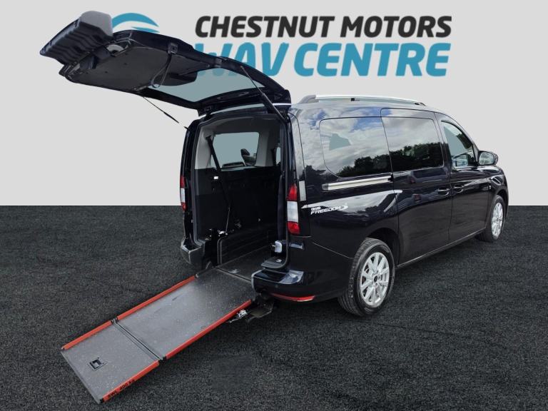 Ford Connect WAV Wheelchair Access 2.0 Diesel Black 5 Seats 37k 2022 No VAT