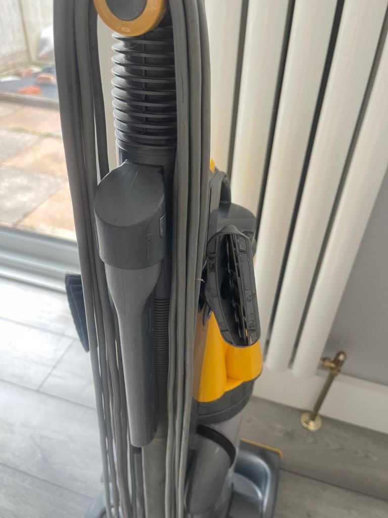 Dyson DC07 Origin Vacuum cleaner 