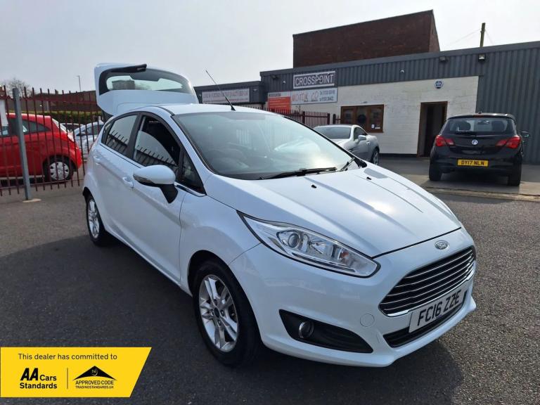 2016 Ford Fiesta 1.25 Zetec Hatchback 5dr Petrol Manual Euro 6 (82 ps) Hatchback Petrol Manual