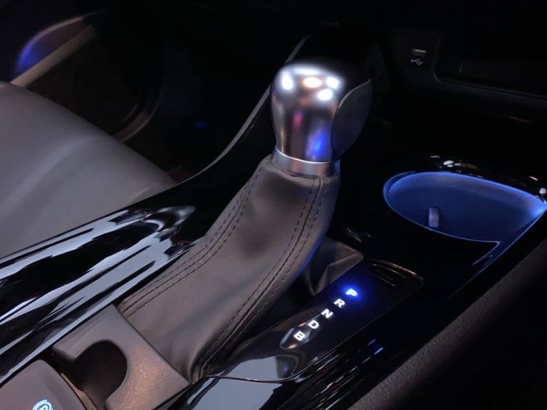 2021 21 TOYOTA C-HR 1.8 VVT-H GPF EXCEL SUV 5DR PETROL HYBRID CVT EURO 6 (S/S) (