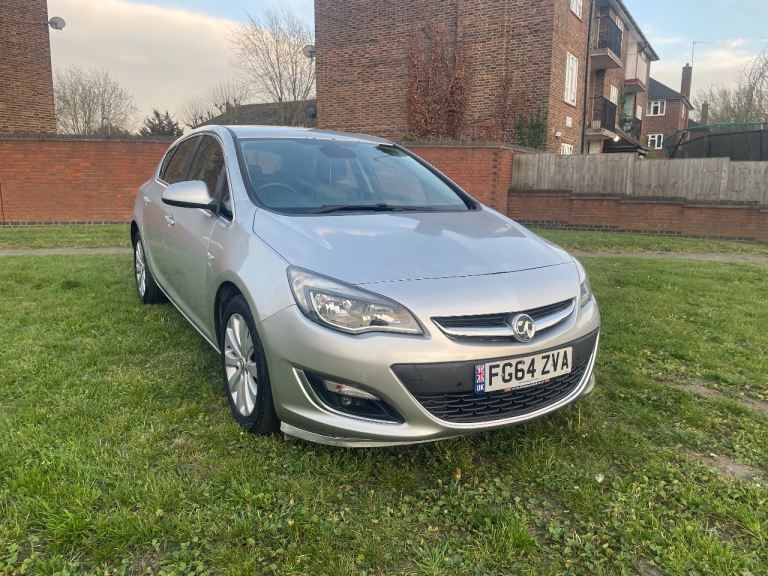 Vauxhall Astra Elite 1.6L Petrol – 5 Door Automatic