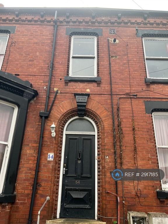3 bedroom flat in Woodsley Road, Leeds, LS3 (3 bed) (#2917185)