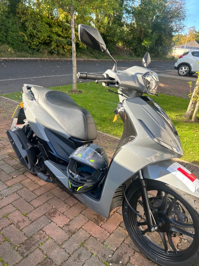 Coral MGB 125 automatic moped 
