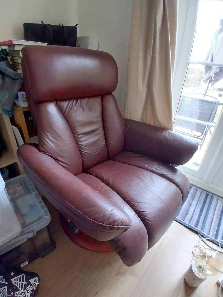 Lazyboy leather recliner Chair 