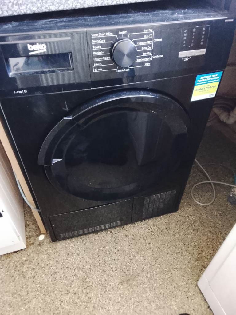 Tumble dryer £80