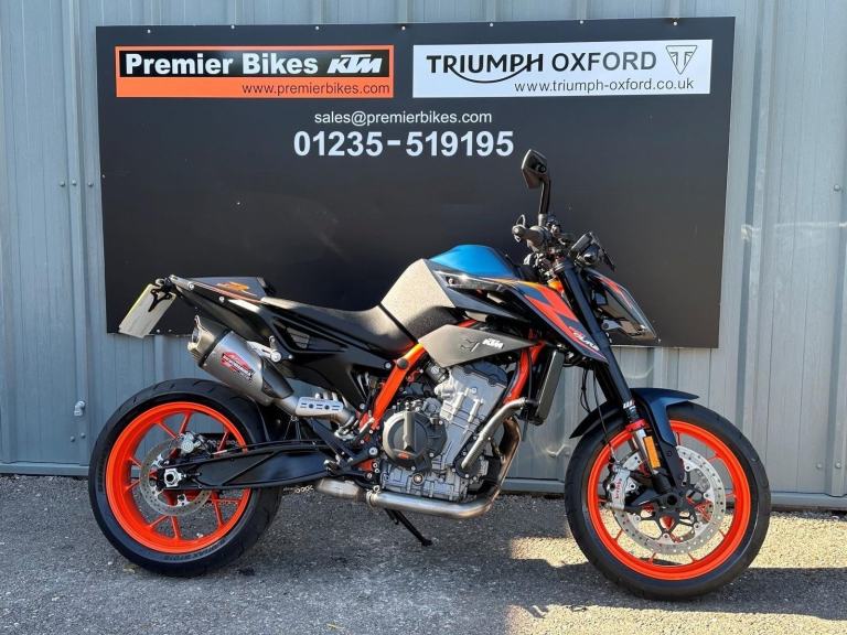 Stunning One Owner 2023/73 KTM 890 Duke R FSH Motorcycle 
