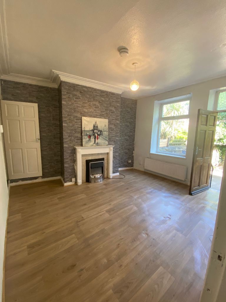 HOUSE FOR RENT - BRADFORD 7 - 2 Be 