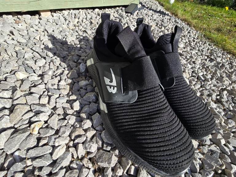Men's slip on trainers. 