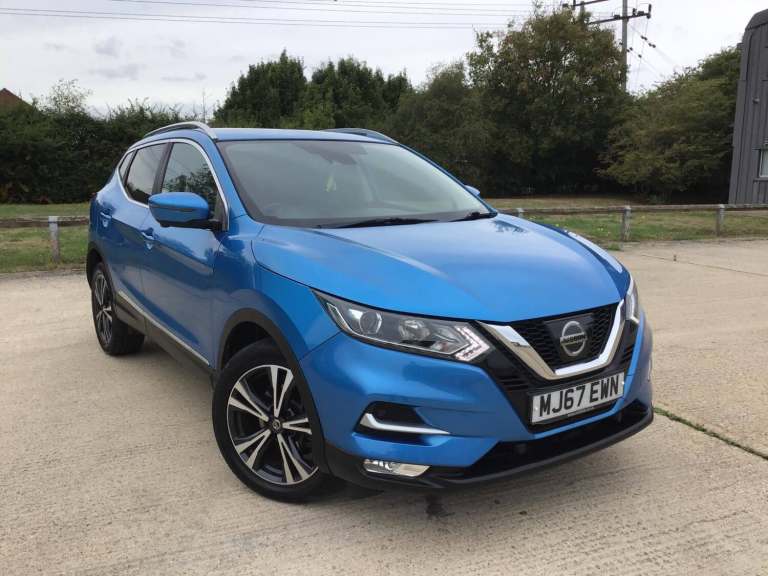 2017 Nissan Qashqai 1.2 DIG-T N-Connecta Euro 6 (s/s) 5dr HATCHBACK Petrol Manual