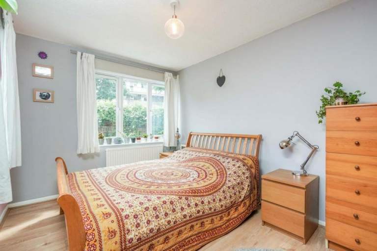 🏡🗝 Spacious Double Room in Woolwich – Excellent Transport Links 🏡🗝
