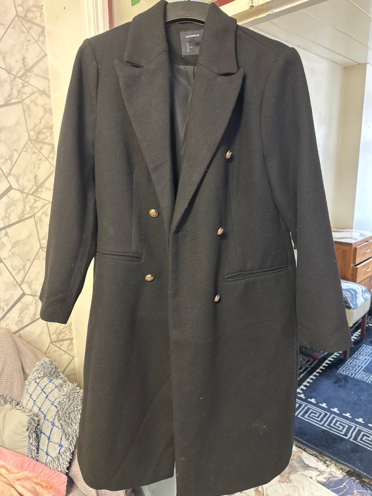 Stradivarius Black Longline Coat with Gold Buttons – Good Condition